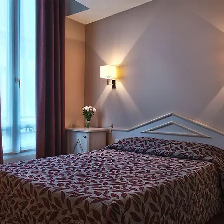 أوجيني فندق باريس