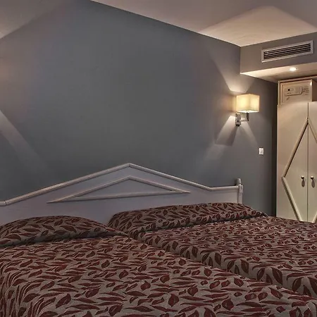 أوجيني 3* باريس